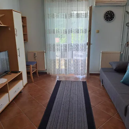 Leo Apartament Baška